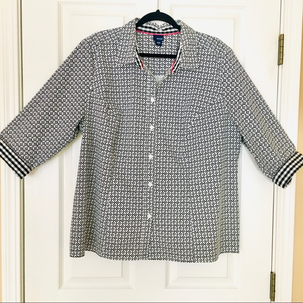 Basic Edition Geometric Print Button-Up Blouse Gingham Trim Detail Top